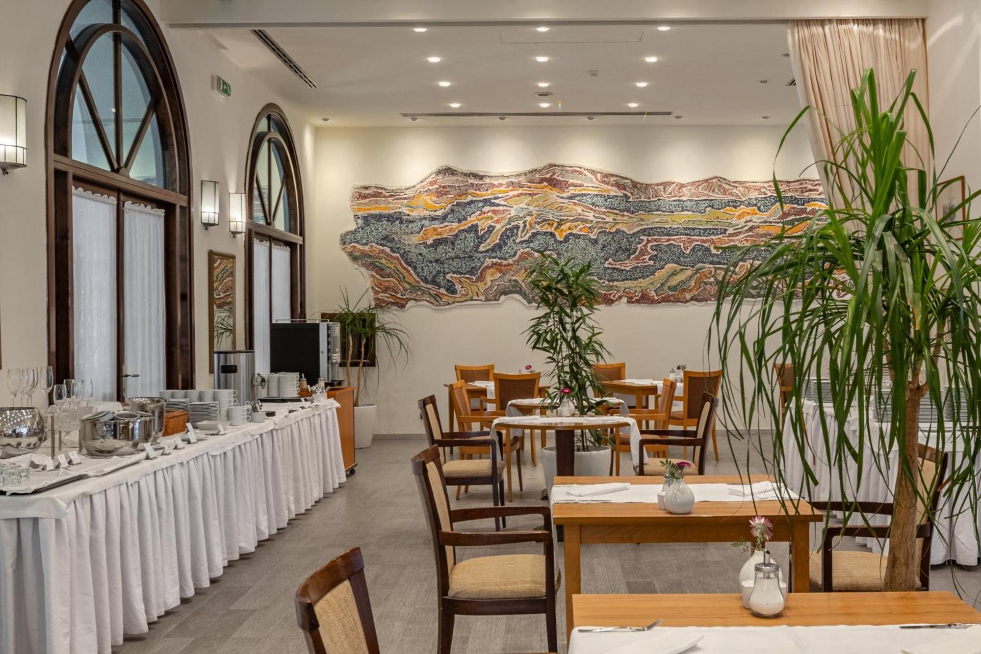 Grand Hotel Bonavia Рийека Екстериор снимка